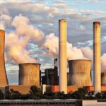 La crise énergétique mondiale : les pays développés cherchent des solutions pour réduire leur dépendance aux énergies fossiles